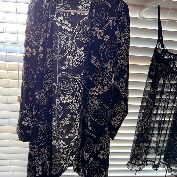 Apt 9 Babydoll Teddy and Robe, size M Black & White - Picture 9 of 13